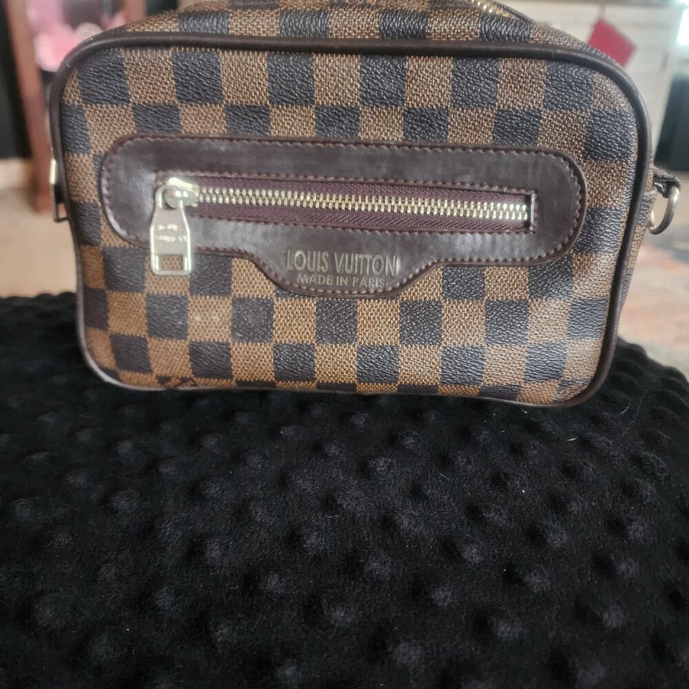Louis Vuitton shaving bag